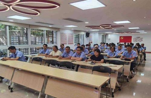 廉潔自省，筑牢防線——景泰街紀工委召開綜合服務中心廉潔警示教育會議